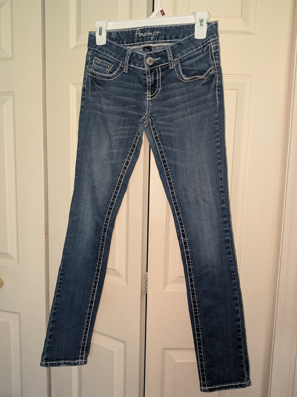 Amethyst Jeans Women's Dark Indigo Skinny Jeans